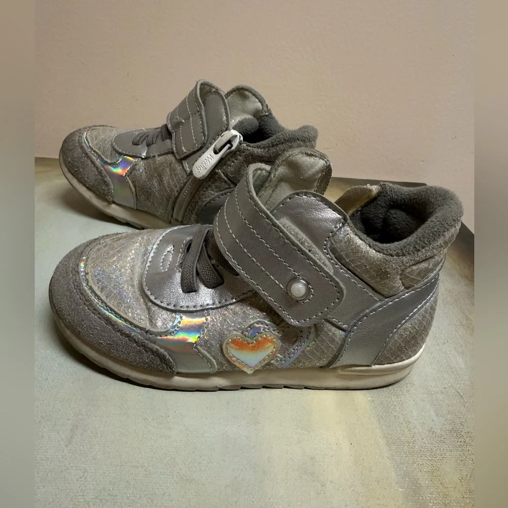 Lot two pairs Toddler shoes size 8